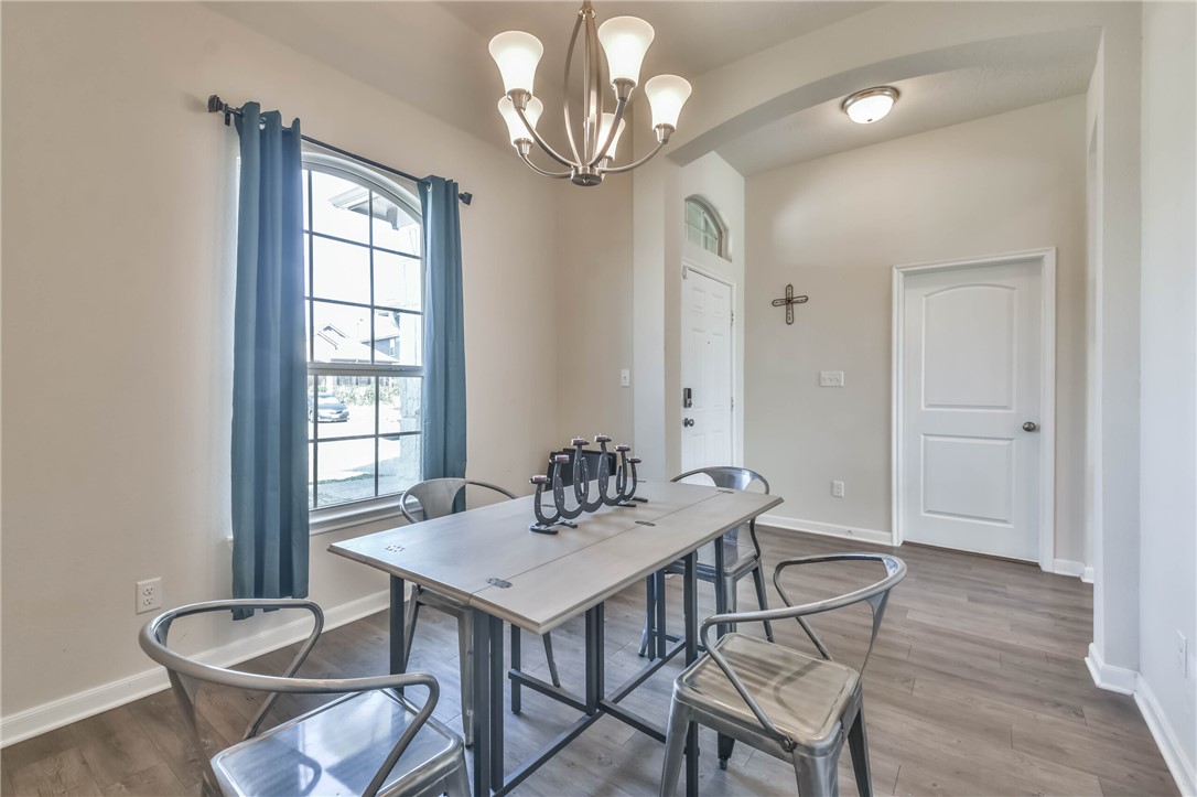 Bryan, Texas 77807, United States, 3 Bedrooms Bedrooms, ,2 BathroomsBathrooms,Residential,Pending,123532