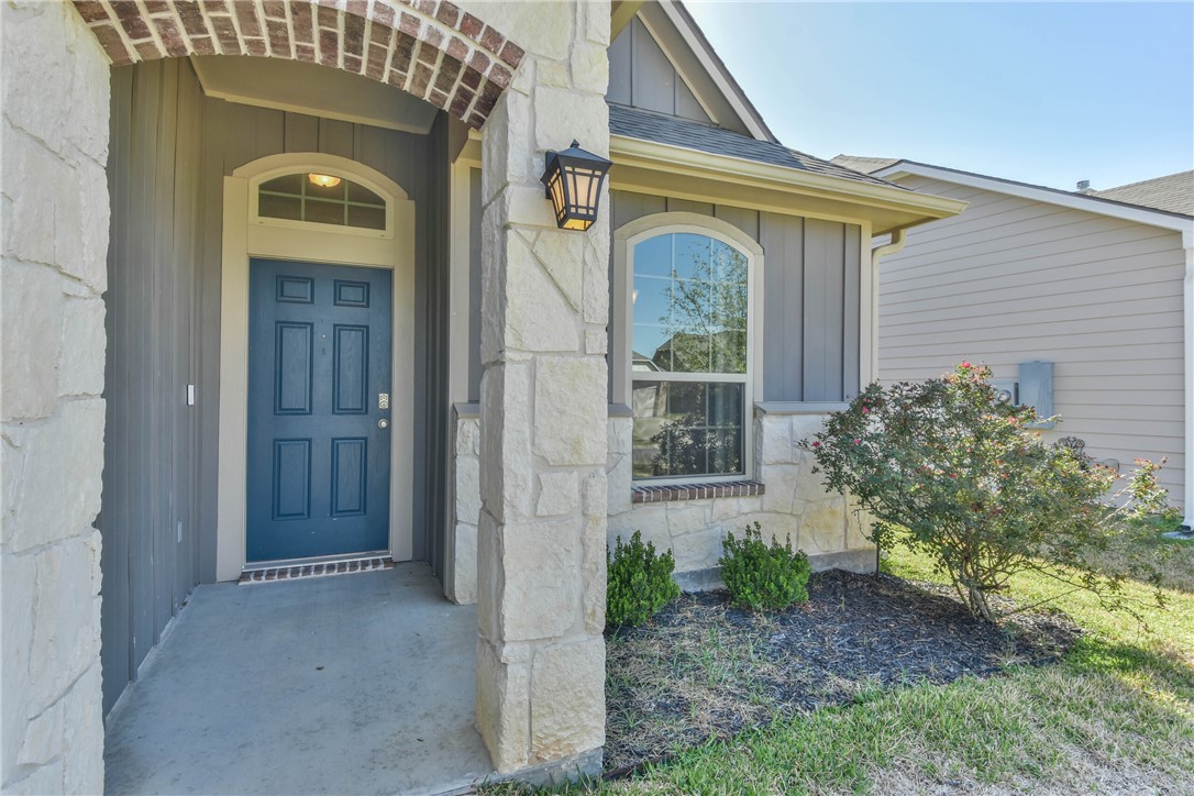 Bryan, Texas 77807, United States, 3 Bedrooms Bedrooms, ,2 BathroomsBathrooms,Residential,Pending,123532