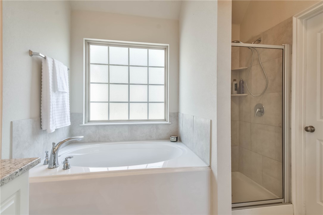 Bryan, Texas 77807, United States, 3 Bedrooms Bedrooms, ,2 BathroomsBathrooms,Residential,Pending,123532