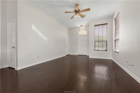 Tiny photo for 2031 Positano Loop, Bryan, TX 77808 (MLS # 25013222)