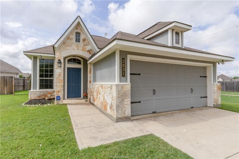 Photo of 2031 Positano Loop, Bryan, TX 77808 (MLS # 25013222)