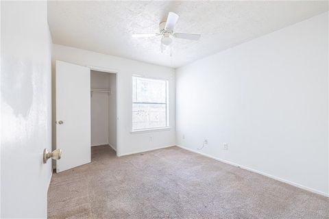 Tiny photo for 1107 Verde Drive #8, Bryan, TX 77801 (MLS # 26004403)