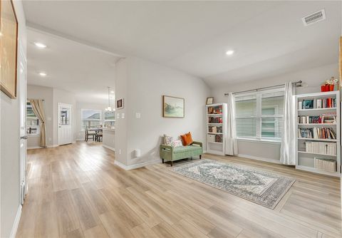 Tiny photo for 2016 Chief Street, Bryan, TX 77807 (MLS # 26004141)