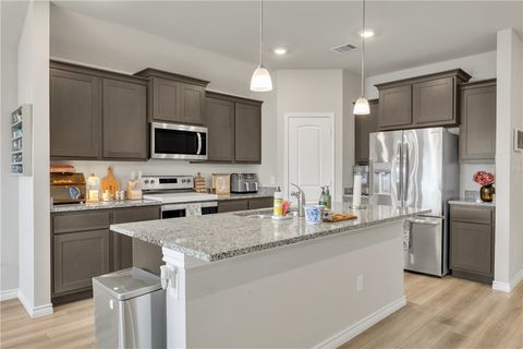 Tiny photo for 2016 Chief Street, Bryan, TX 77807 (MLS # 26004141)