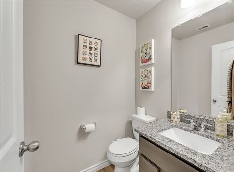 Tiny photo for 2016 Chief Street, Bryan, TX 77807 (MLS # 26004141)