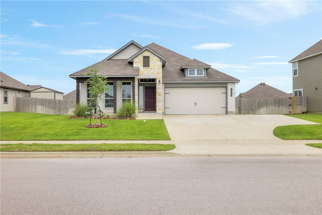 Photo of 1925 Viva Road, Bryan, TX 77807 (MLS # 25012511)