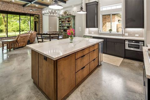 Tiny photo for 2900 E Embers Court, Bryan, TX 77808 (MLS # 26000047)