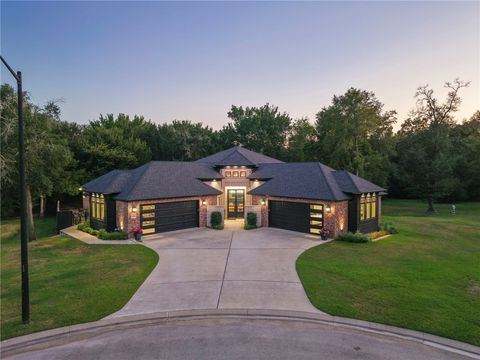 Tiny photo for 2900 E Embers Court, Bryan, TX 77808 (MLS # 26000047)