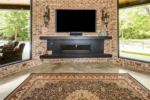 Tiny photo for 2900 E Embers Court, Bryan, TX 77808 (MLS # 26000047)