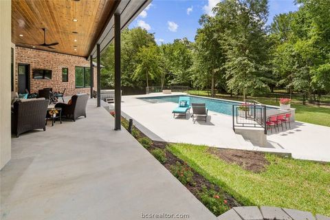 Tiny photo for 2900 E Embers Court, Bryan, TX 77808 (MLS # 26000047)