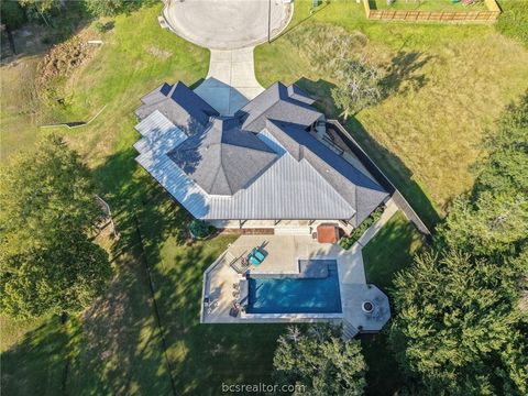 Tiny photo for 2900 E Embers Court, Bryan, TX 77808 (MLS # 26000047)