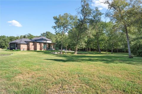 Tiny photo for 2900 E Embers Court, Bryan, TX 77808 (MLS # 26000047)
