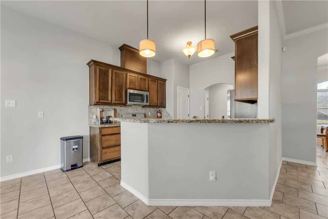 Bryan, Texas 77808, United States, 3 Bedrooms Bedrooms, ,2 BathroomsBathrooms,Residential,Pending,83846