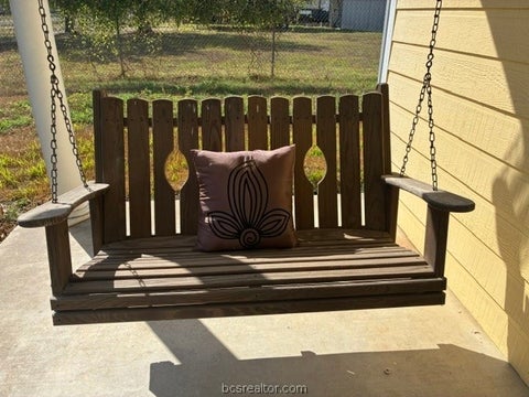 Tiny photo for 301 Beech Street, Calvert, TX 77837 (MLS # 26010990)