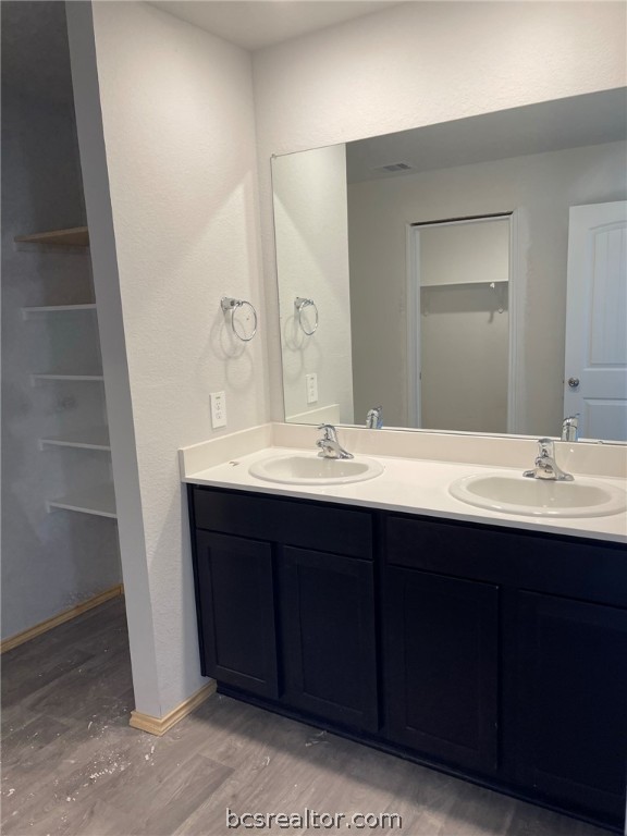 Navasota, Texas 77868, United States, 4 Bedrooms Bedrooms, ,2 BathroomsBathrooms,Residential,Active,53377