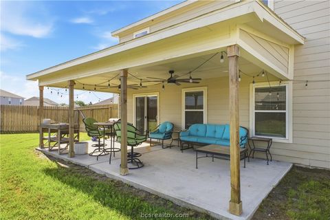 Tiny photo for 6001 Crest Bridge Court, Bryan, TX 77807 (MLS # 26004574)