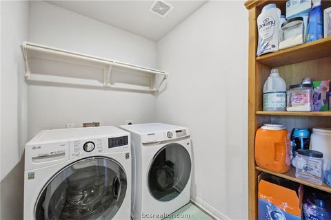 Tiny photo for 6001 Crest Bridge Court, Bryan, TX 77807 (MLS # 26004574)