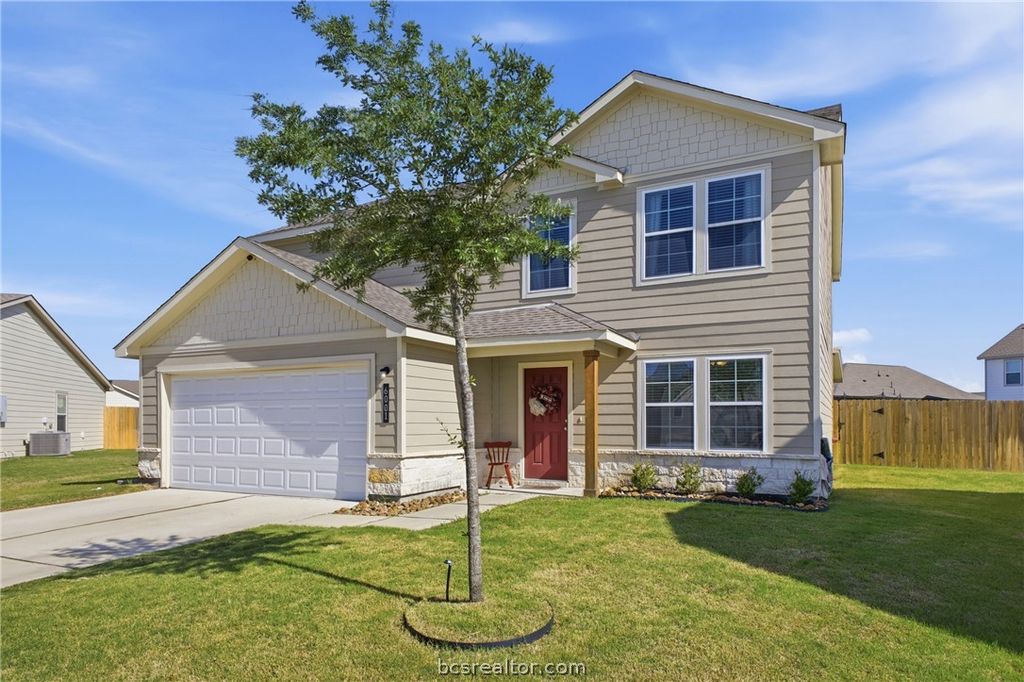 Photo of 6001 Crest Bridge Court, Bryan, TX 77807 (MLS # 26004574)