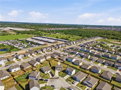 Tiny photo for 6001 Crest Bridge Court, Bryan, TX 77807 (MLS # 26004574)