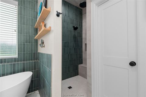 Tiny photo for 914 Axis Lane, Franklin, TX 77856 (MLS # 26003381)