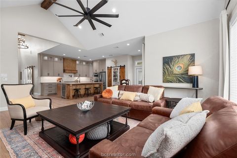 Tiny photo for 914 Axis Lane, Franklin, TX 77856 (MLS # 26003381)