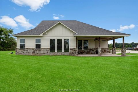 Tiny photo for 914 Axis Lane, Franklin, TX 77856 (MLS # 26003381)