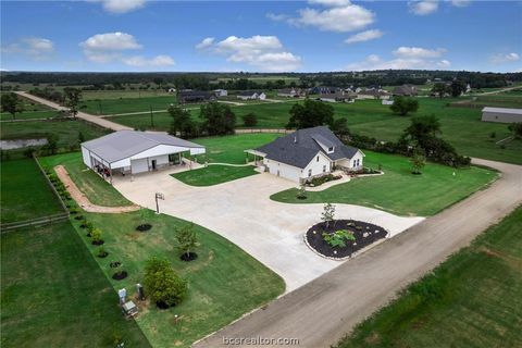 Tiny photo for 914 Axis Lane, Franklin, TX 77856 (MLS # 26003381)