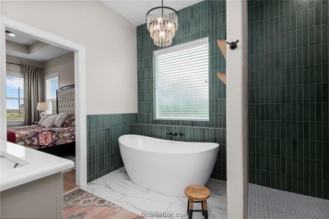 Tiny photo for 914 Axis Lane, Franklin, TX 77856 (MLS # 26003381)