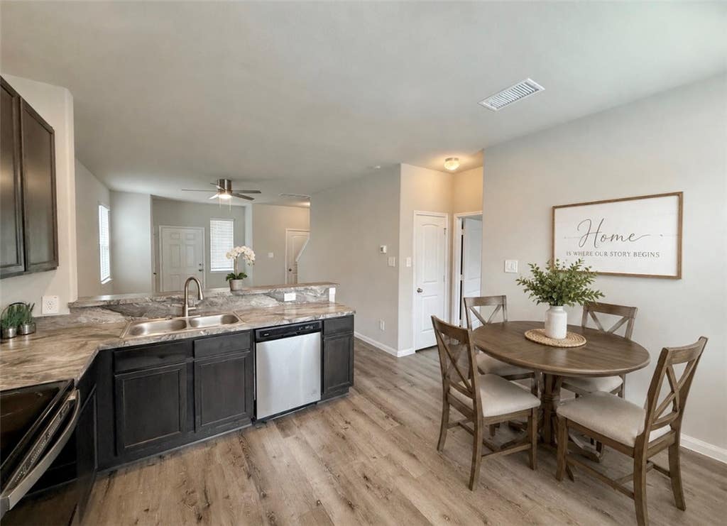 Photo of 984 Rice DR, Bryan, TX 77803 (MLS # 26009183)