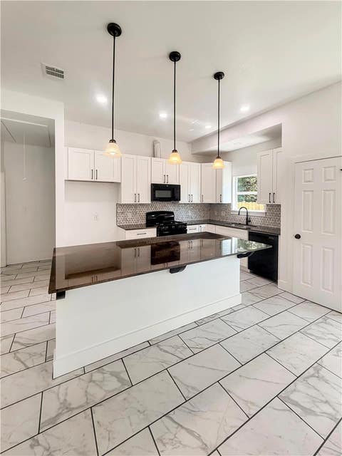 Tiny photo for 1317 New Street, Hearne, TX 77859 (MLS # 26009868)