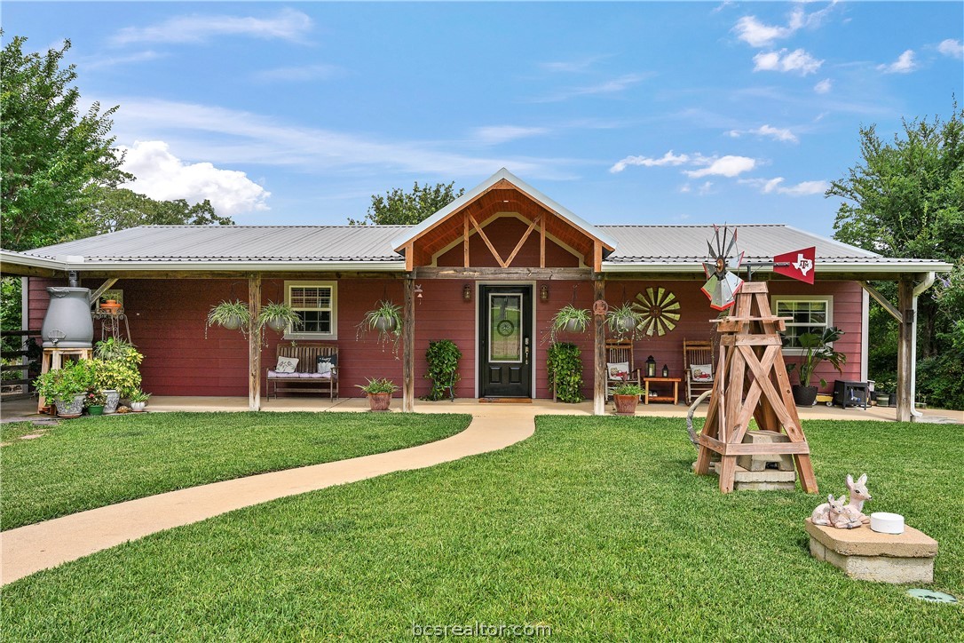 3917 Winding Road