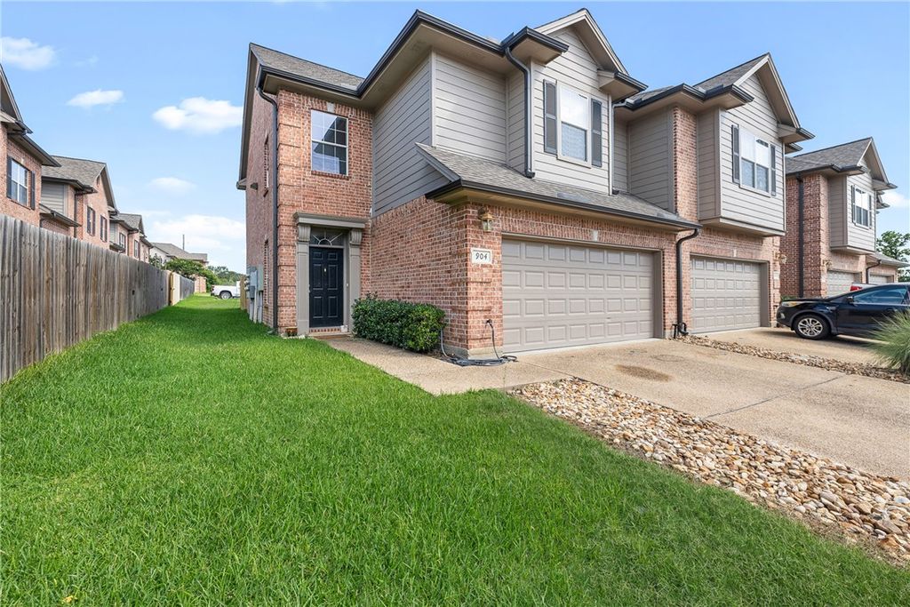 Photo of 1425 W Villa Maria Road #904, Bryan, TX 77801 (MLS # 26008639)