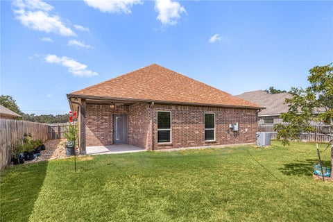 Tiny photo for 511 Sunny Street, Caldwell, TX 77836 (MLS # 26011170)