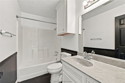 Tiny photo for 2201 Bluebonnet Boulevard BLVD, Brenham, TX 77833 (MLS # 26011685)