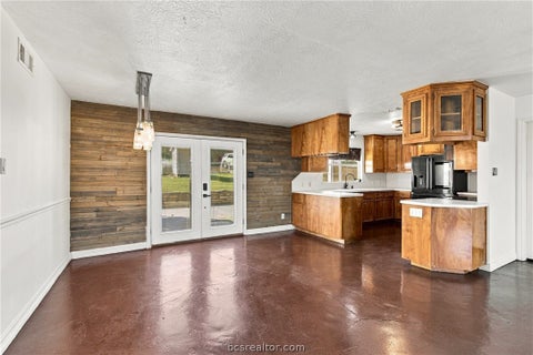 Tiny photo for 2201 Bluebonnet Boulevard BLVD, Brenham, TX 77833 (MLS # 26011685)