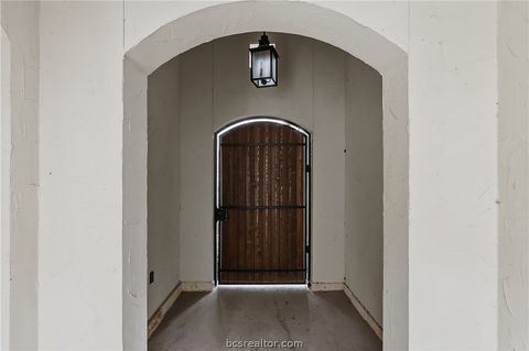 Tiny photo for 4229 Villaggio Court, Bryan, TX 77802 (MLS # 26003810)