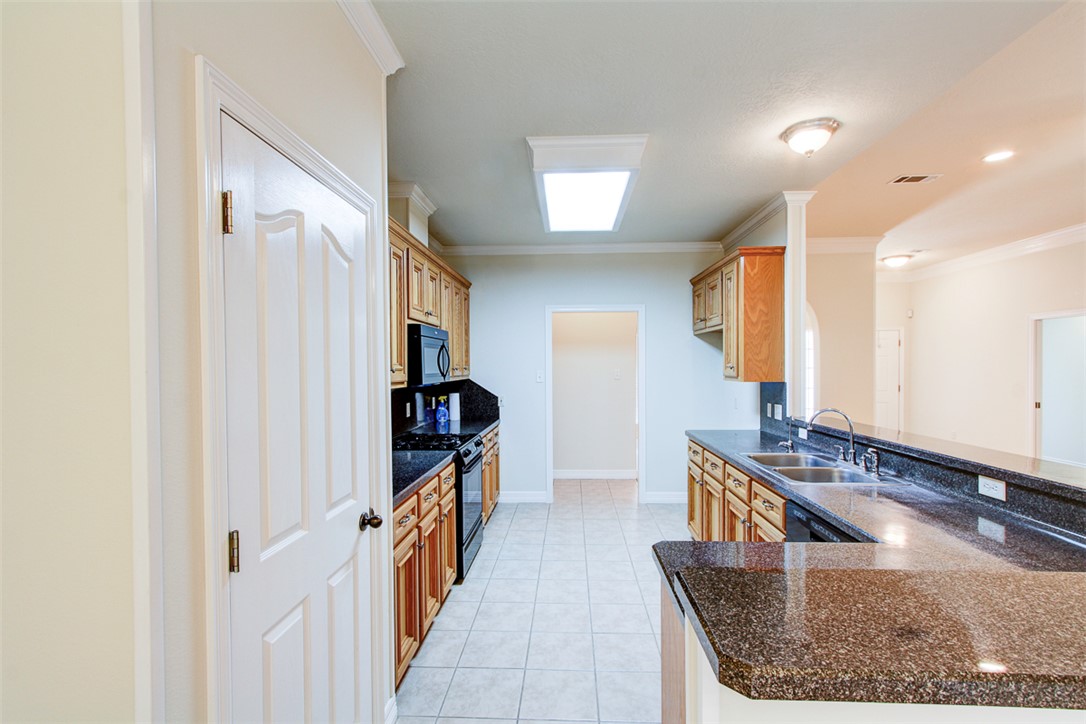 College Station, Texas 77845, United States, 4 Bedrooms Bedrooms, ,3 BathroomsBathrooms,Residential,Active,103865