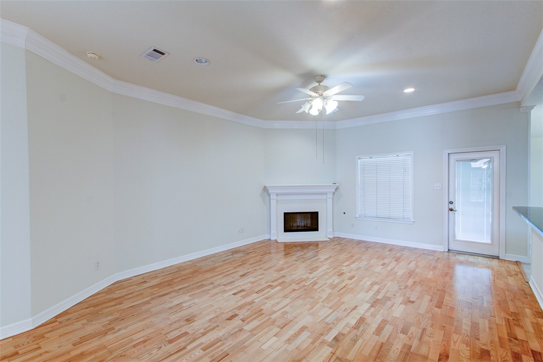 College Station, Texas 77845, United States, 4 Bedrooms Bedrooms, ,3 BathroomsBathrooms,Residential,Active,103865