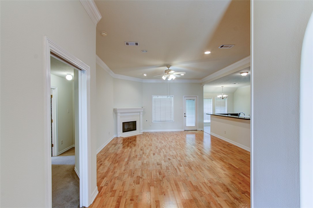 College Station, Texas 77845, United States, 4 Bedrooms Bedrooms, ,3 BathroomsBathrooms,Residential,Active,103865