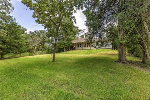 Tiny photo for 9991 C Hoppess Road, Franklin, TX 77856 (MLS # 26010408)
