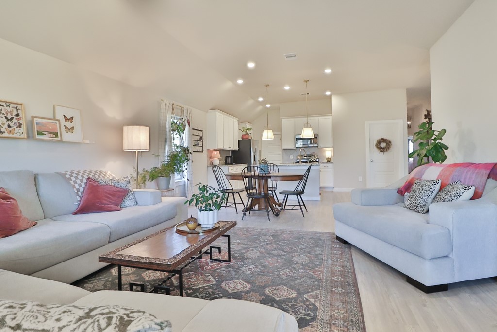 Magnolia, Texas 77354, United States, 4 Bedrooms Bedrooms, ,2 BathroomsBathrooms,Residential,Active,35173