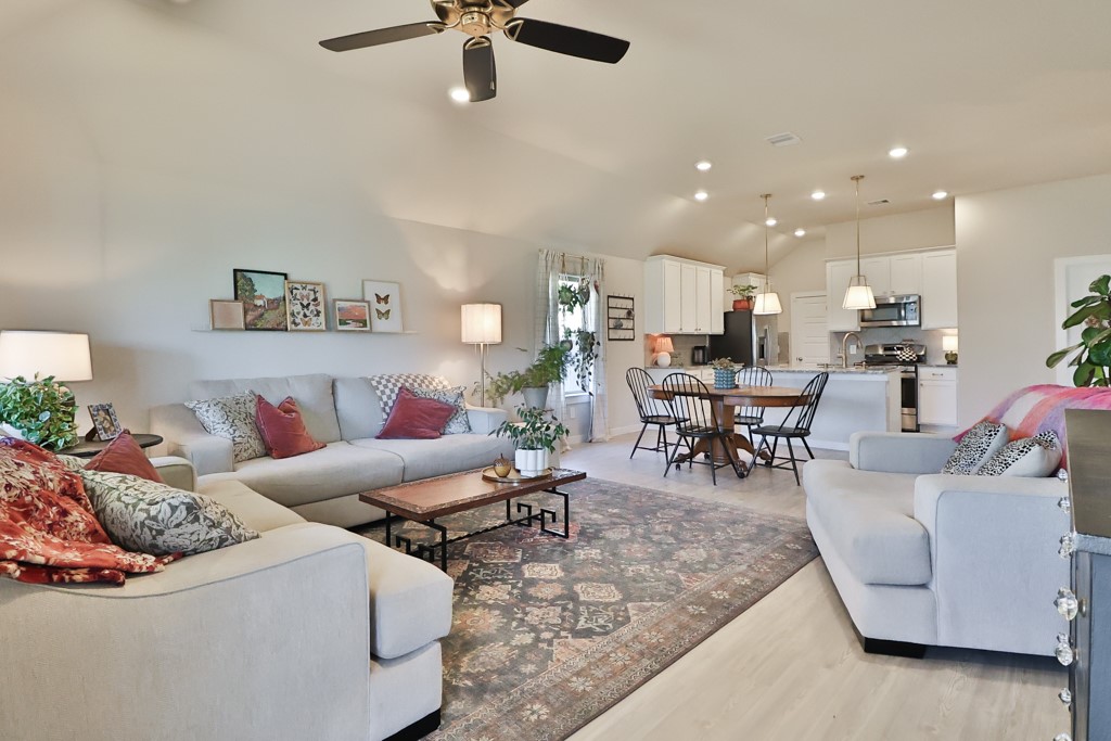 Magnolia, Texas 77354, United States, 4 Bedrooms Bedrooms, ,2 BathroomsBathrooms,Residential,Active,35173