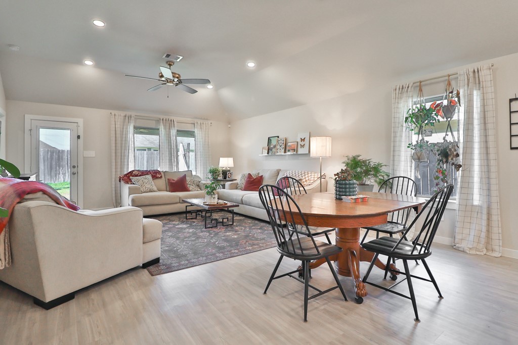 Magnolia, Texas 77354, United States, 4 Bedrooms Bedrooms, ,2 BathroomsBathrooms,Residential,Active,35173