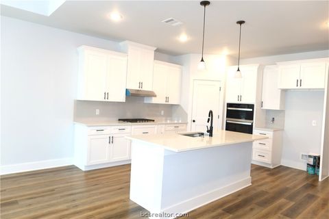 Tiny photo for 2004 Reagan Court, Bryan, TX 77802 (MLS # 26006292)