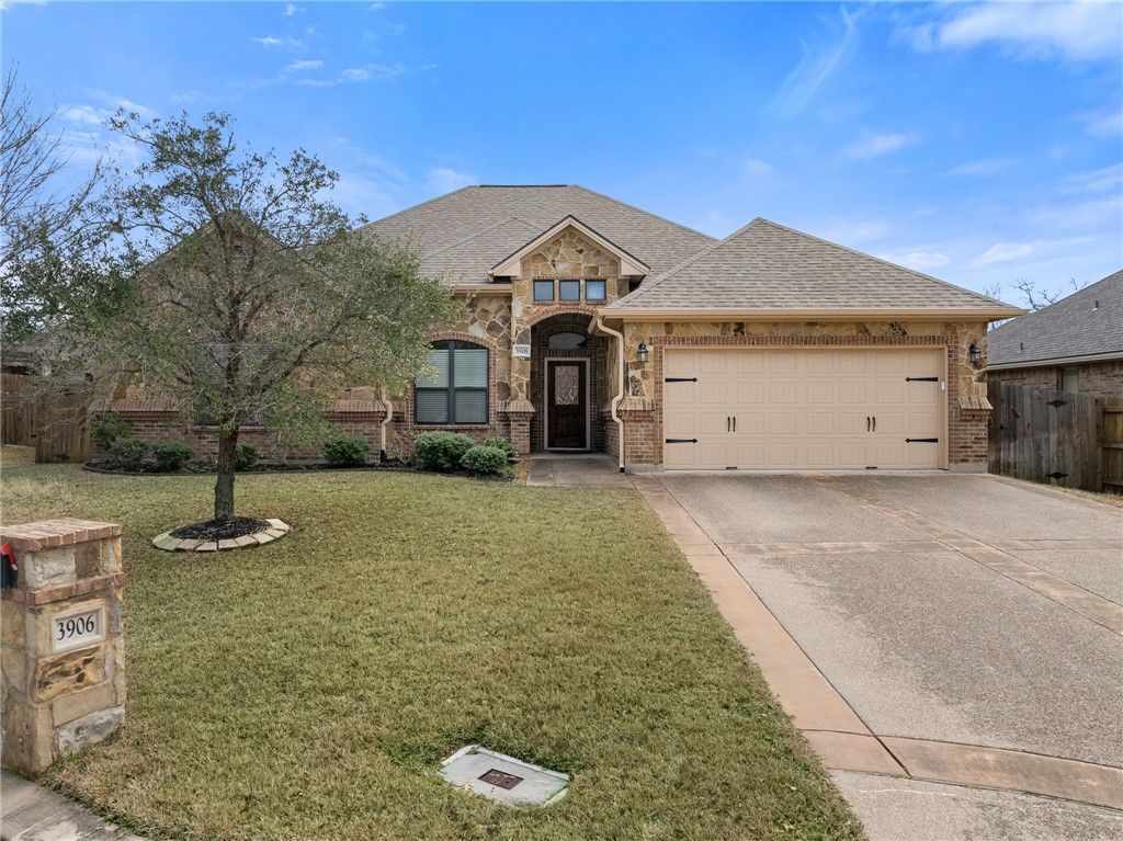 Photo of 3906 Ambrose Court, Bryan, TX 77808 (MLS # 26001516)