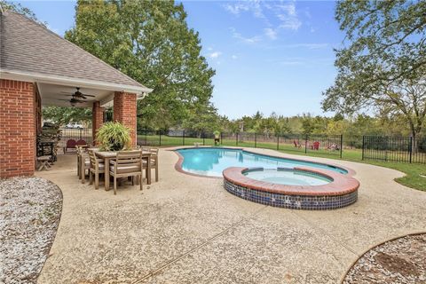 Tiny photo for 3905 N briarwood Drive, Brenham, TX 77833 (MLS # 25012983)