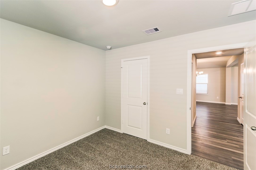 College Station, Texas 77845, United States, 3 Bedrooms Bedrooms, ,2 BathroomsBathrooms,Residential,Pending,54050