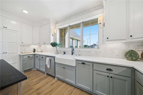 Tiny photo for 2160 Madden Circle, College Station, TX 77845 (MLS # 26005334)