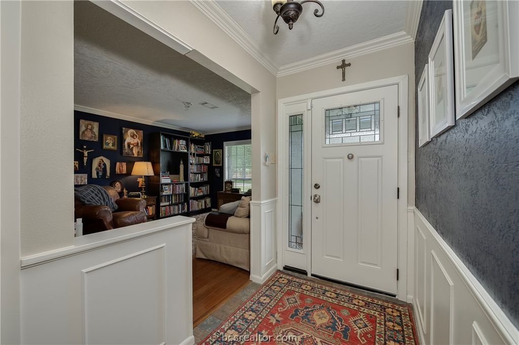 Photo of 816 Tanglewood Drive, Bryan, TX 77802 (MLS # 26004906)