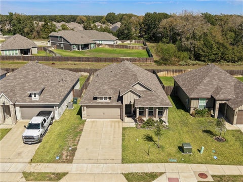 Tiny photo for 1946 Chief Street, Bryan, TX 77807 (MLS # 26012496)